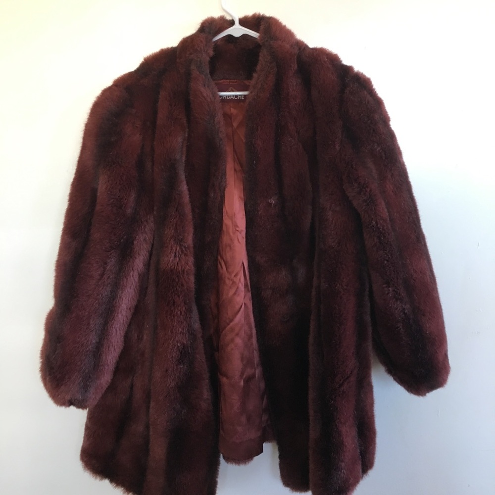 Vintage Jordache maroon faux fur coat